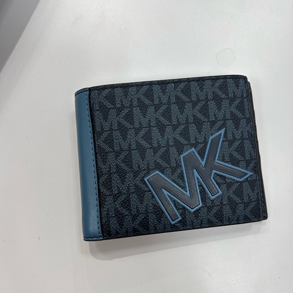 Michael Kors Cooper Billfold ID Wallet Bifold blue MK Ombre Logo